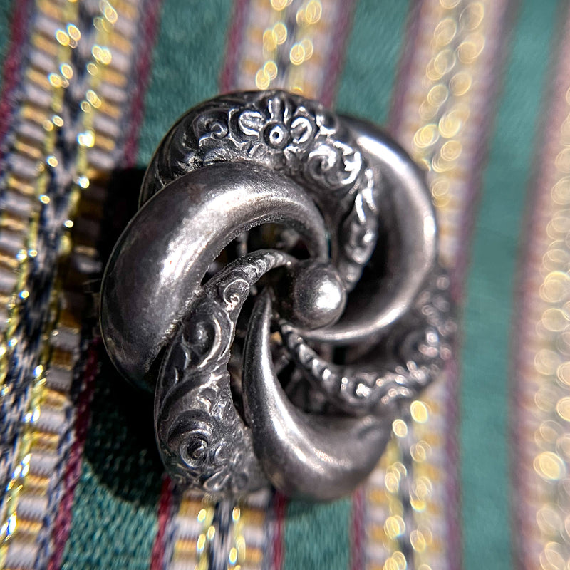 Antique Victorian Repousse Lover’s Knot Brooch
